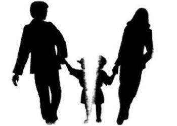 Mình có gia đình đầy đủ nhưng không được hạnh phúc